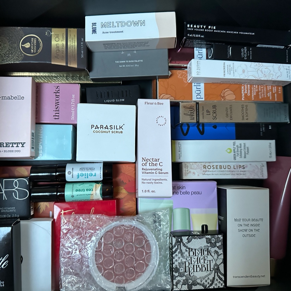 🔥💋 NWT MAKEUP/SKINCARE/HAIR BUNDLE: EVERYTHING IN BOX!!! 💄🔥 - Picture 10 of 10